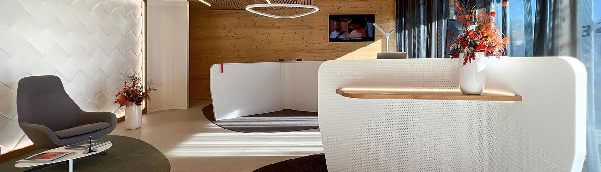 Raiffeisen Bank Customer Area Design – Where Design, Functionality and a Premium Customer Experience Come Together